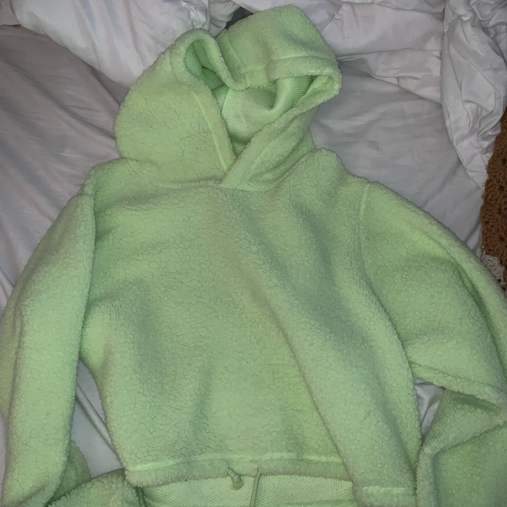 Green Cropped Hoodie